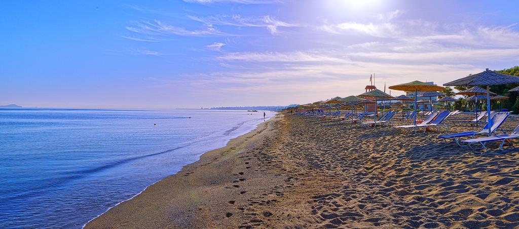 Santa Marina Beach Gazi 外观 照片