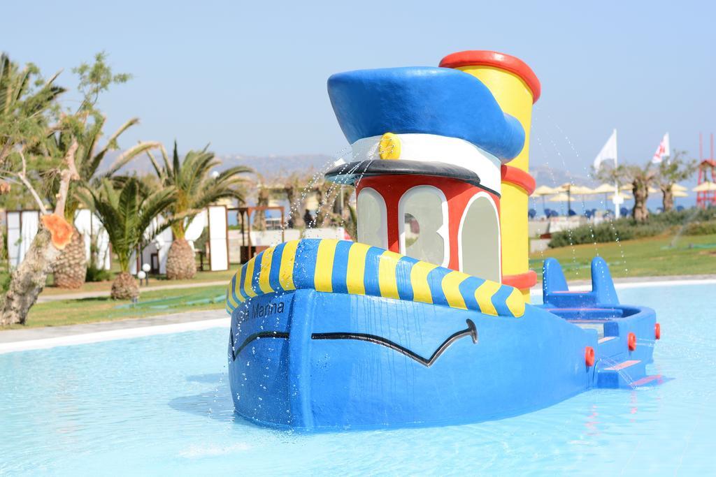 Santa Marina Beach Gazi 外观 照片