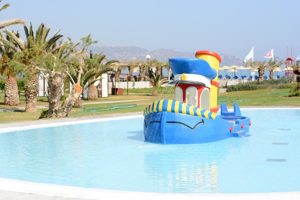 Santa Marina Beach Gazi 外观 照片