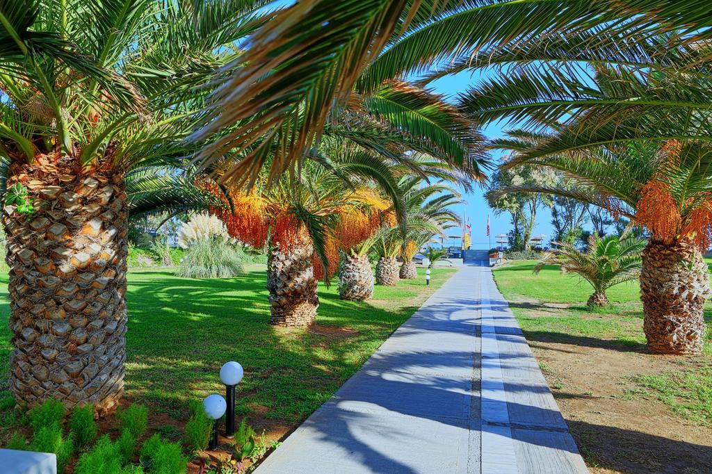 Santa Marina Beach Gazi 外观 照片